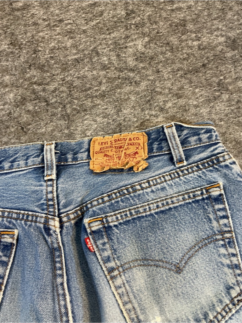 VINTAGE MADE IN USA 100% Cotton Levi 501 Light Blue Men's Straight-Leg Jeans - Picture 7 of 7